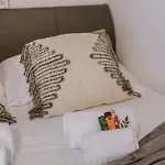 Huswell - Charming With Terrace Nearby The *