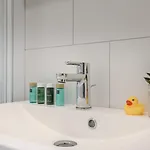 Huswell - Charming With Terrace Nearby The