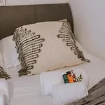 Huswell - Charming With Terrace Nearby The Apartment *