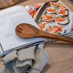 Huswell - Charming With Terrace Nearby The *