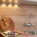 Huswell - Charming With Terrace Nearby The *