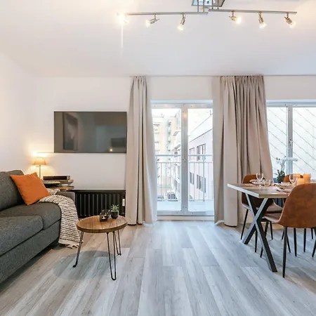Διαμέρισμα Huswell - Charming With Terrace Nearby The *